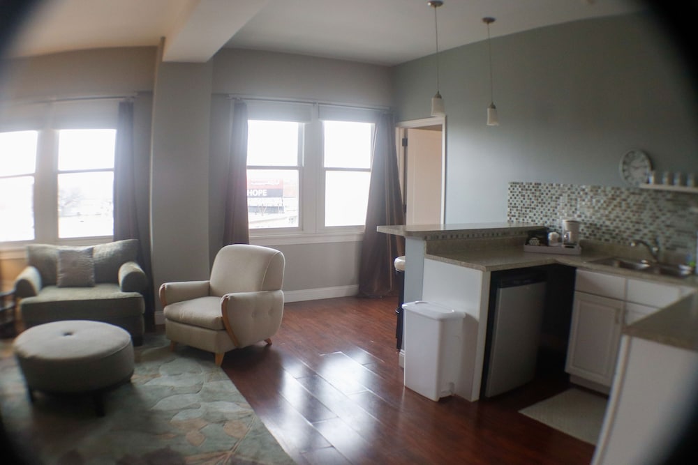 Фото FountainView Inn