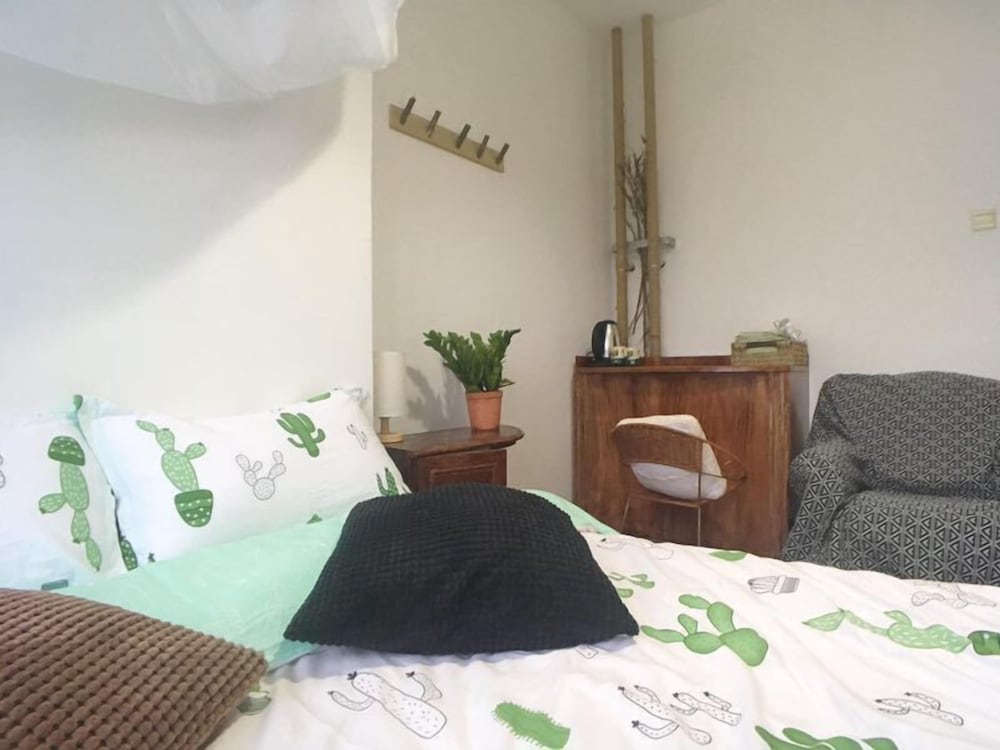 Фото Qingdao Bobo House Sea View Lodge