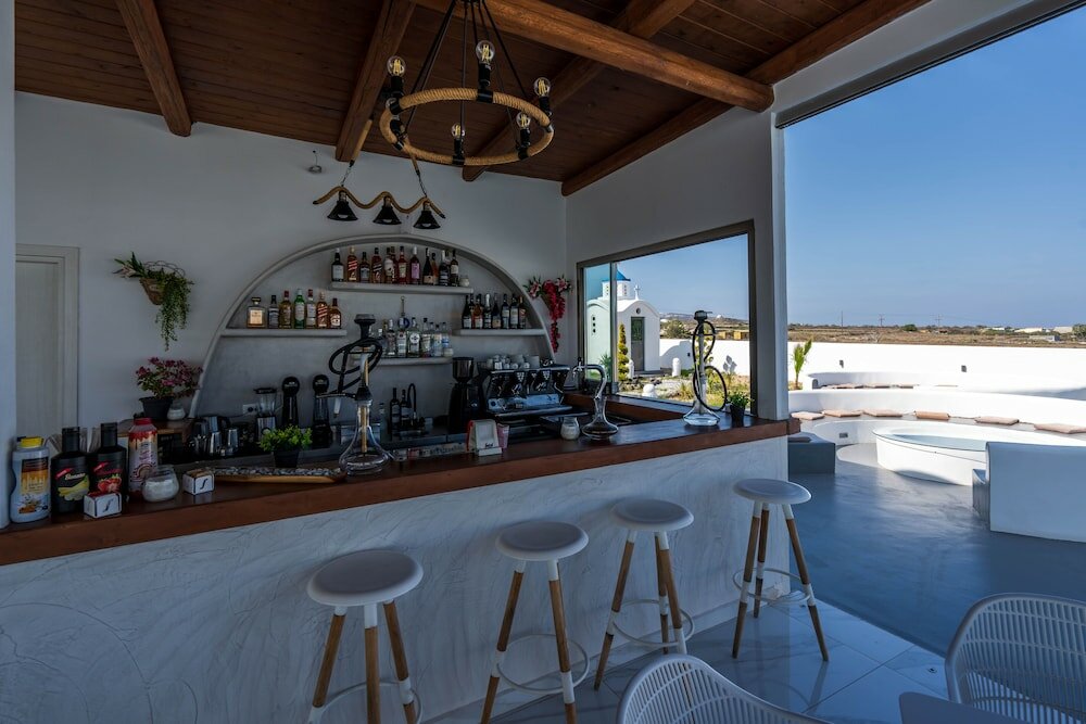 Фото Amethyst Luxury Suites