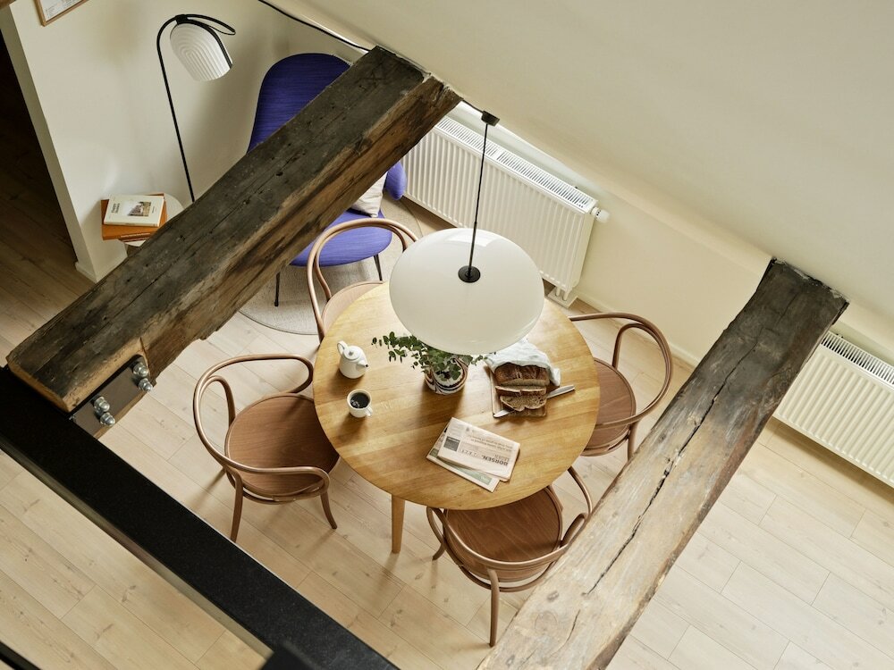 Фото Apēron Apartment Hotel