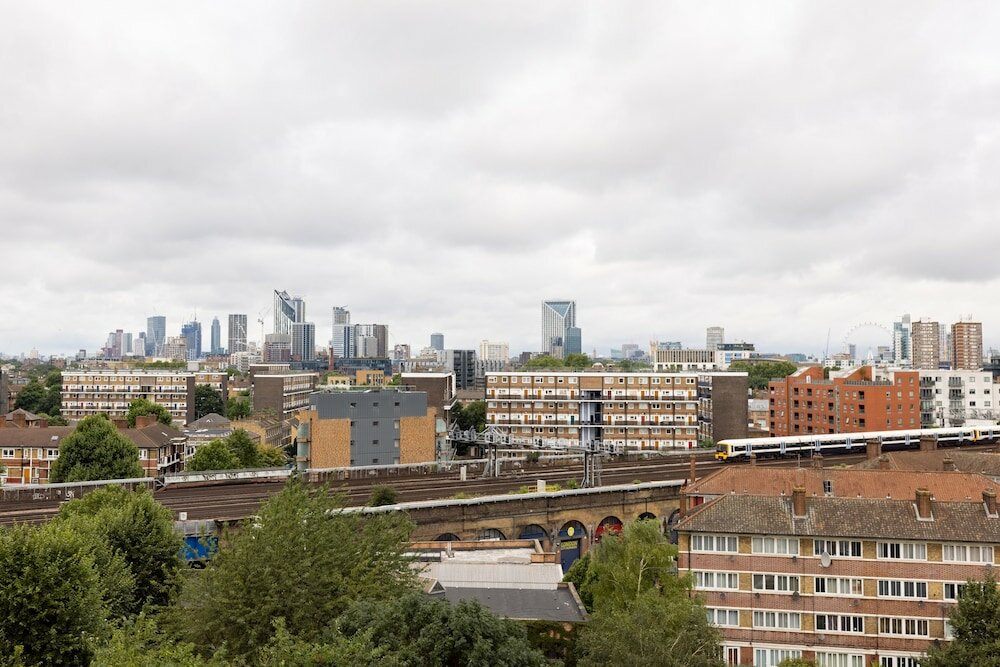 Фото The Bermondsey Collection