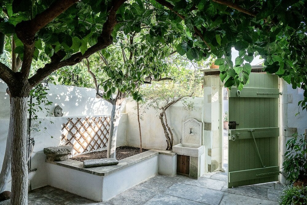 Фото Lemon Tree Eco-Retreat with Terraces