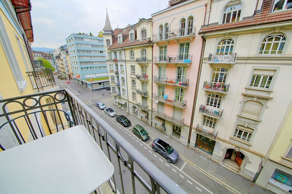 Фото Hitrental City Apartments