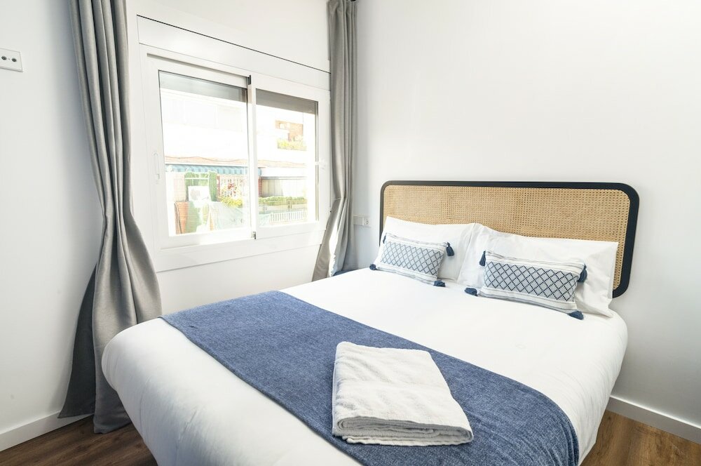 Фото Caliu Apartments Barcelona Camp Nou