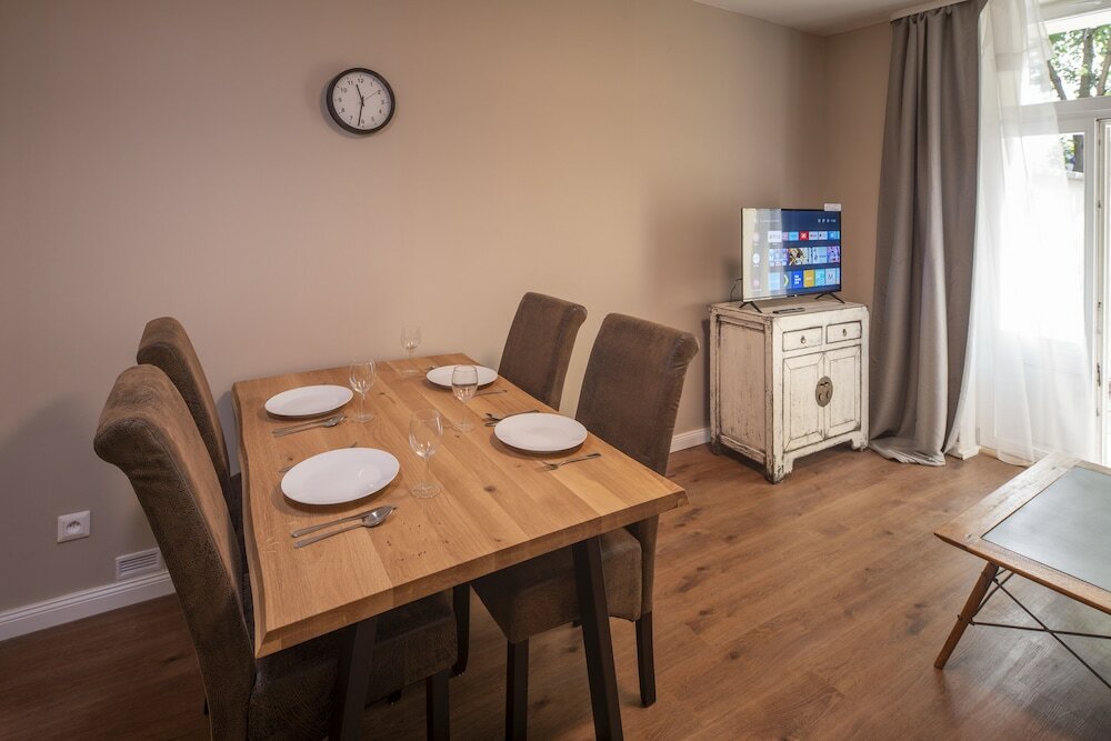 Фото Apart Hotel Zborovska