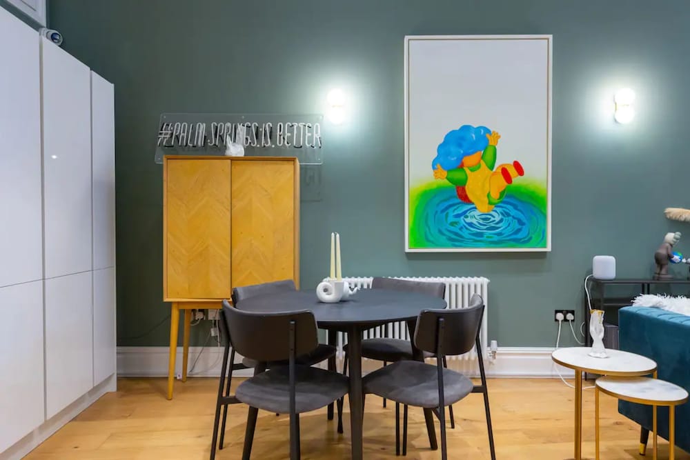 Фото Bright and Stylish 2 Bedroom Flat in Chiswick