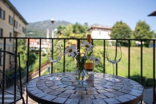 Апартаменты Sunflower Apartment 2 With Balcony in Baveno в Бавене