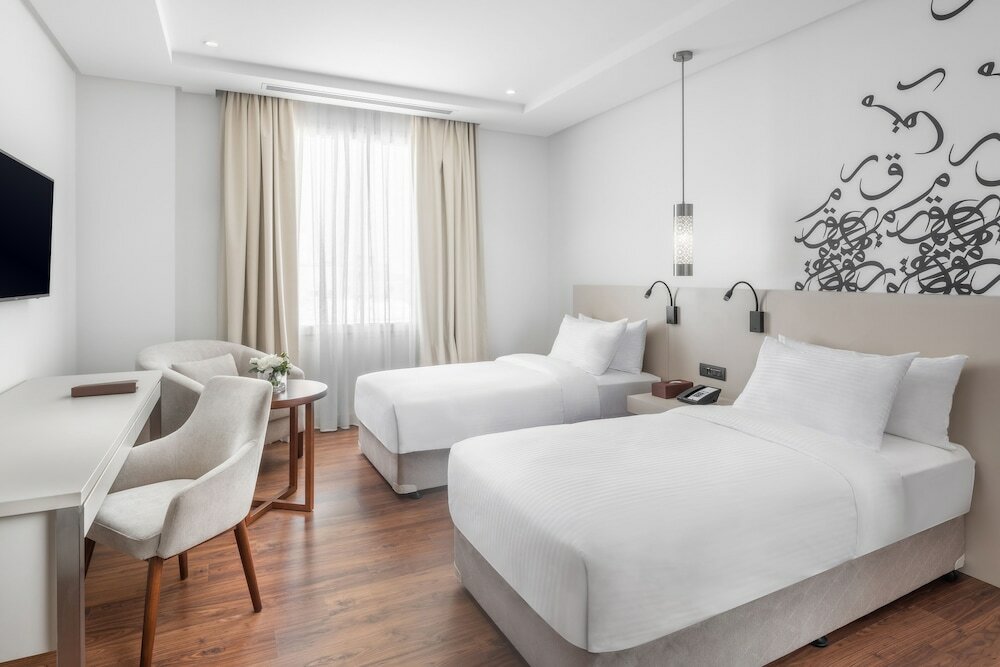 Фото Qamar Hotel Jeddah