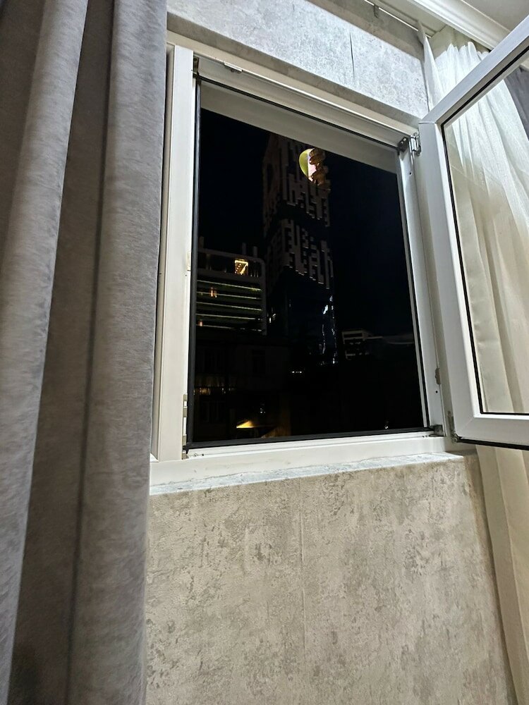 Фото Гостиница на ул. Константина Гамсахурдиа, 1