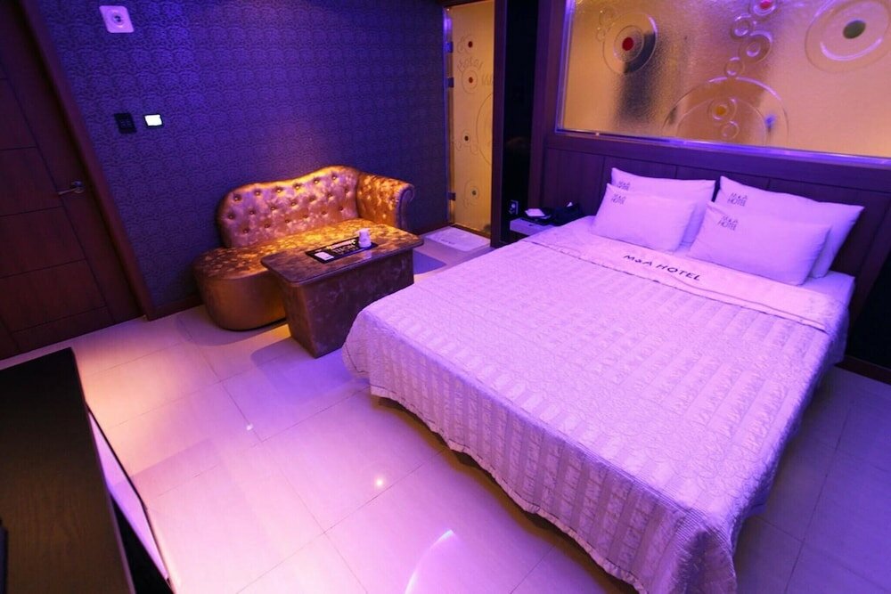 Фото Bulgwang Forestar Hotel