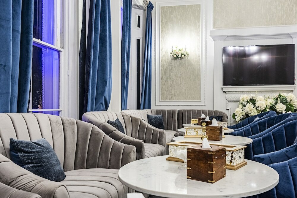 Фото Billionaire Suites Kensington