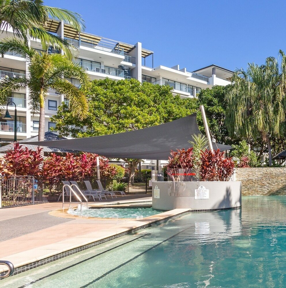 Фото Oaks Sunshine Coast Seaforth Resort