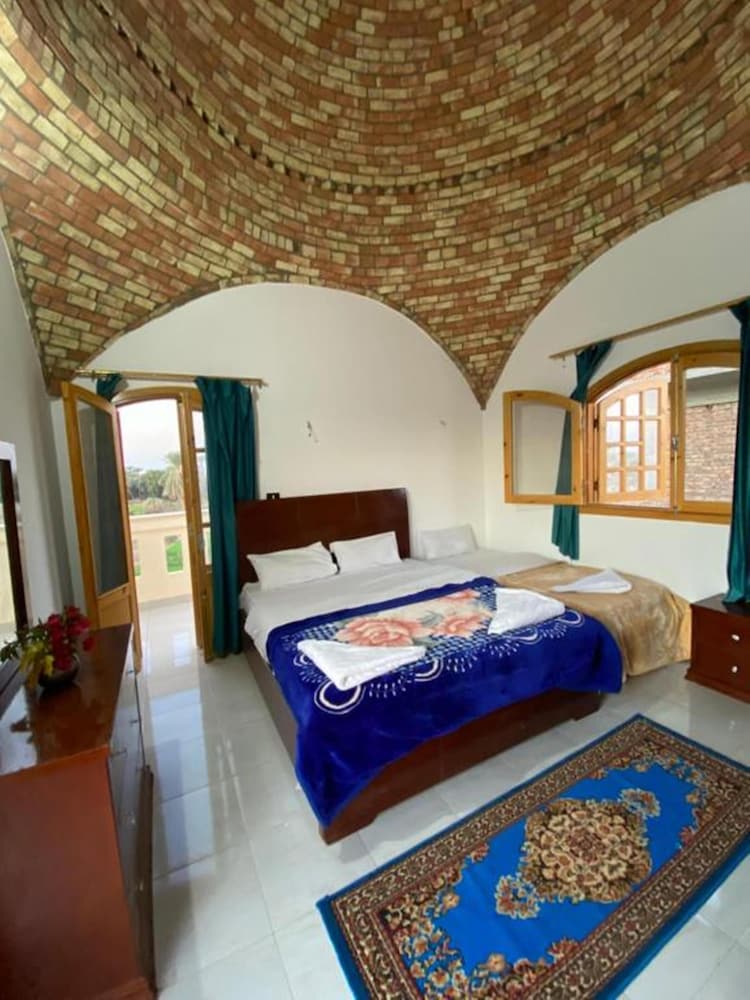 Фото Elsanosy Family Guest House - Luxor