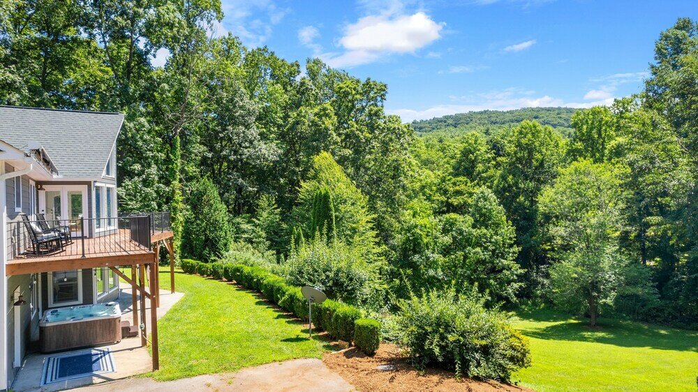 Фото Blue Ridge Buyout by Avantstay Private Guest Suite! 5 Bedroom Buyout!