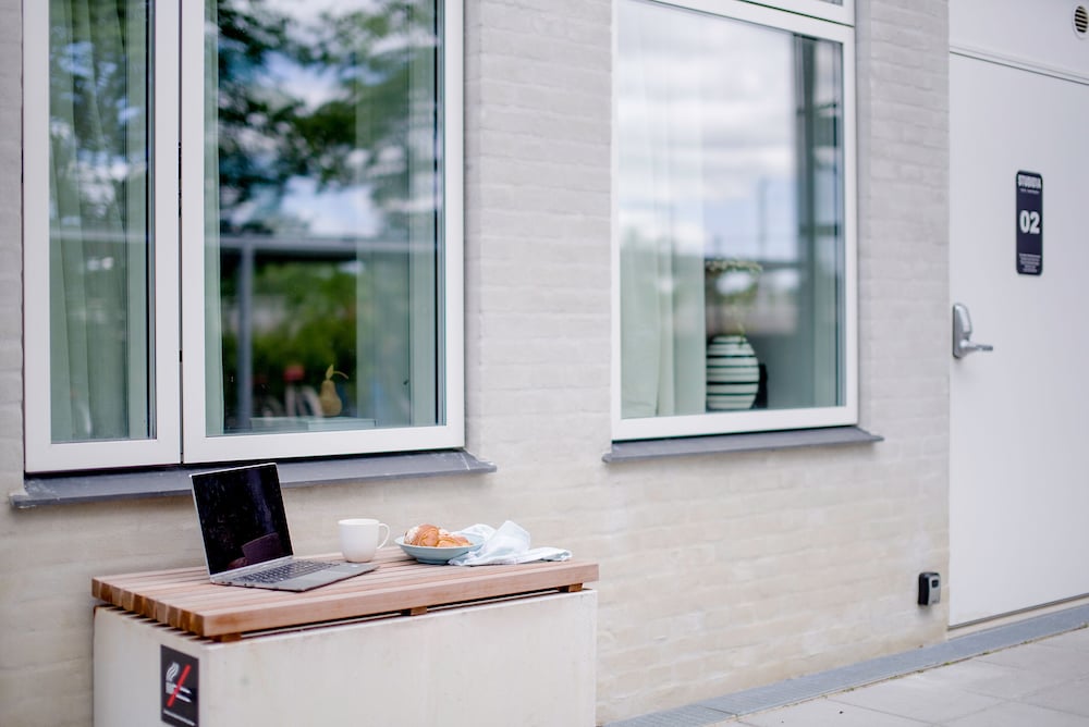 Фото Studio1a Hotel Apartments