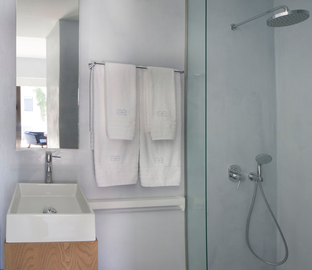 Фото Aethrion Boutique Homes