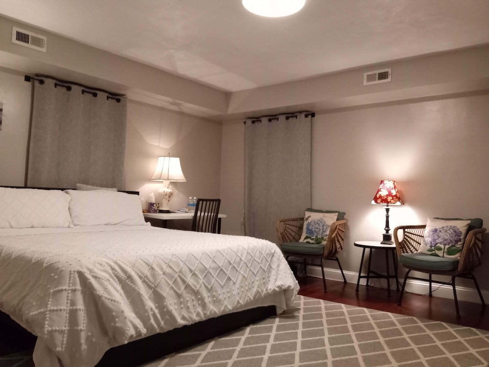 Фото Fairmount House