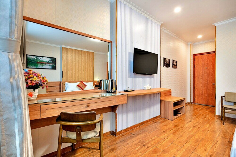 Фото Hanz Luna Hotel