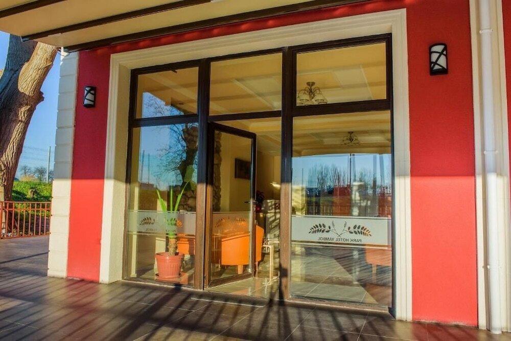 Фото Park Hotel Yambol