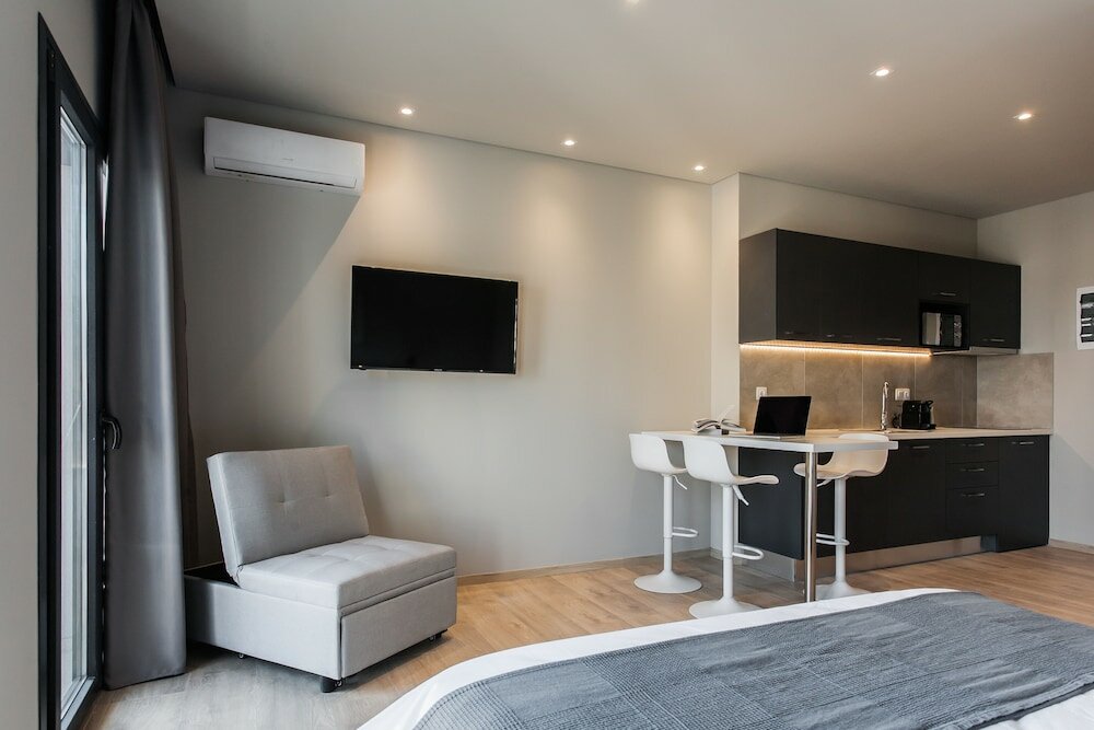 Фото Wyz Piraeus