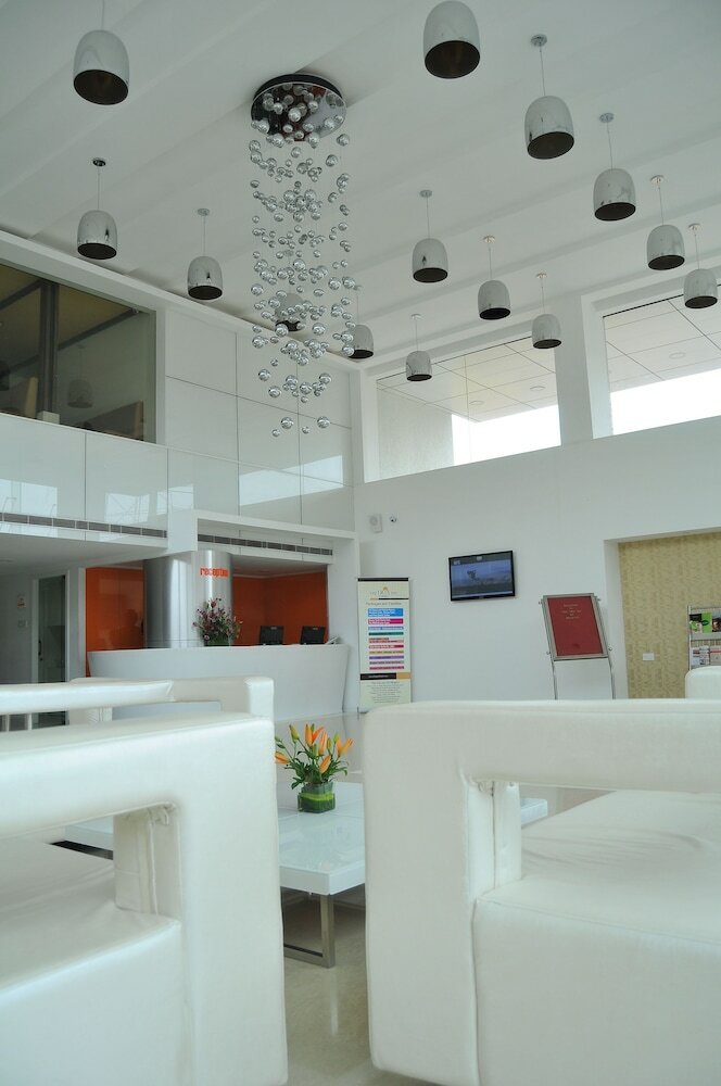 Фото Icon Select by Bhagini