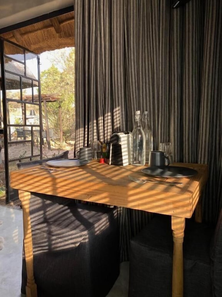 Фото Four20 Bespoke Hotel