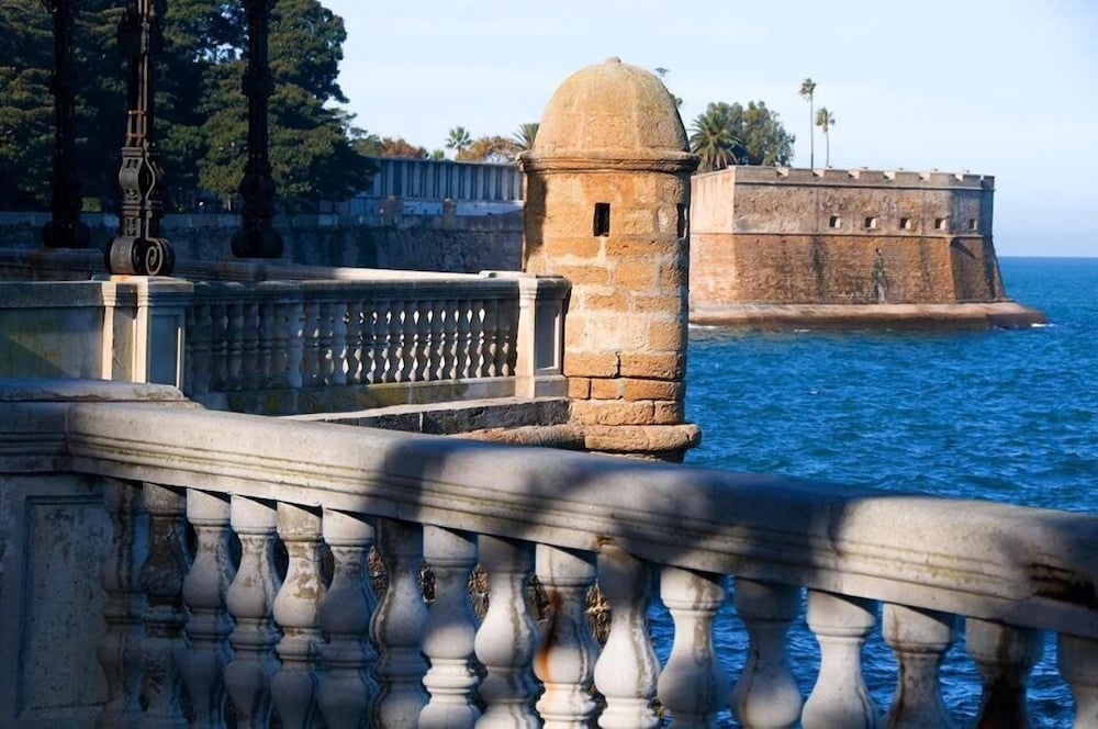 Фото Palacete de La Alameda - Adults Only