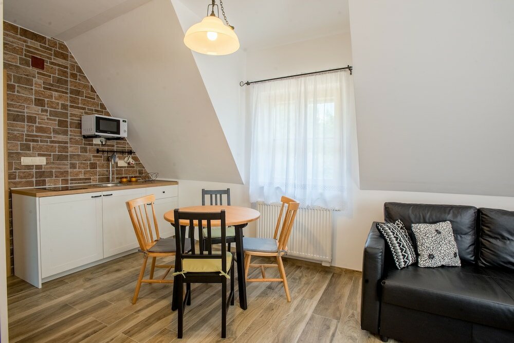 Фото The Starlings Apartments