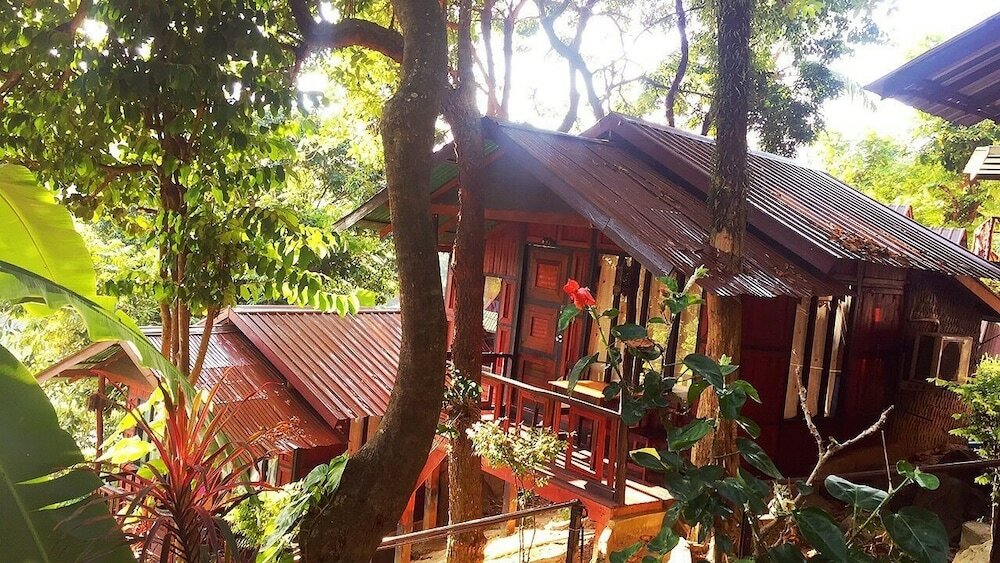 Фото Phi Phi Green Hill Resort