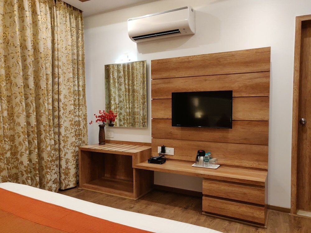 Фото Hotel Yelchiko