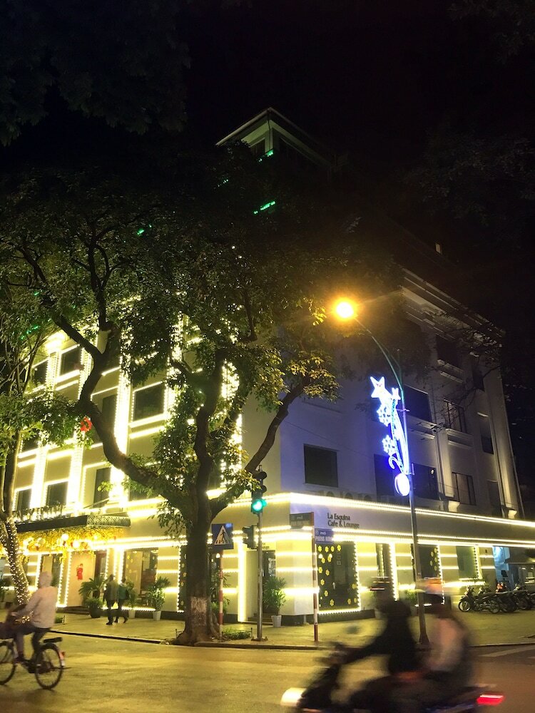 Фото La Passion Classic Hotel