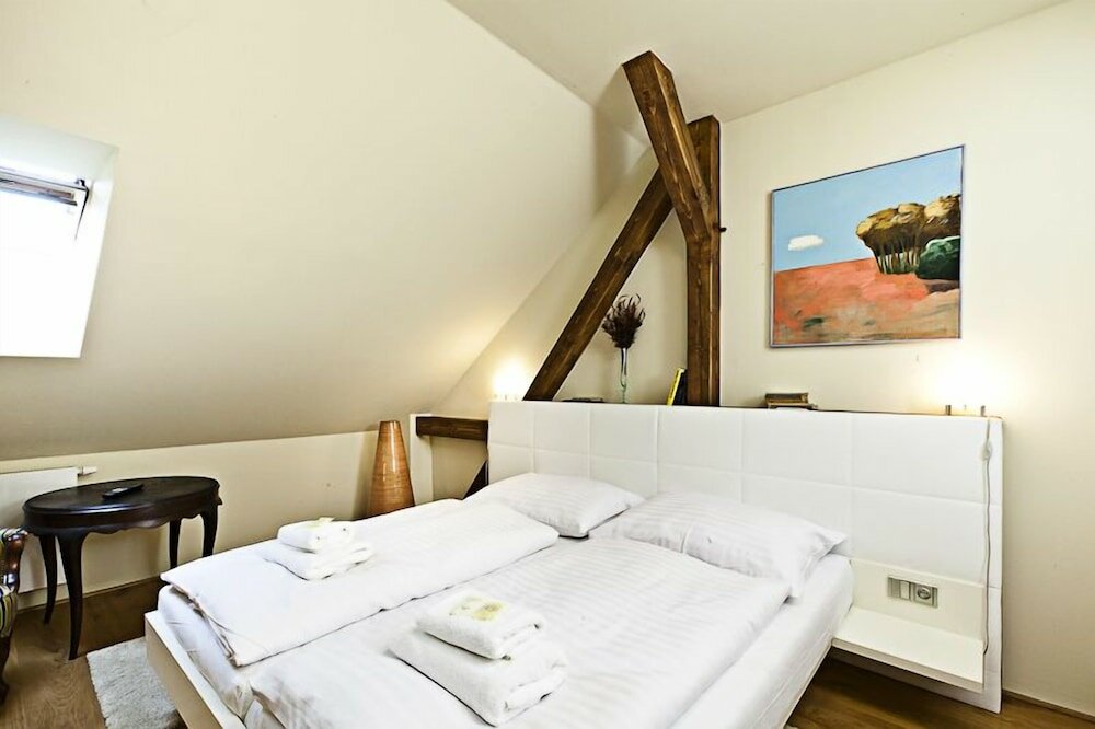 Фото Apartments Latrán 43