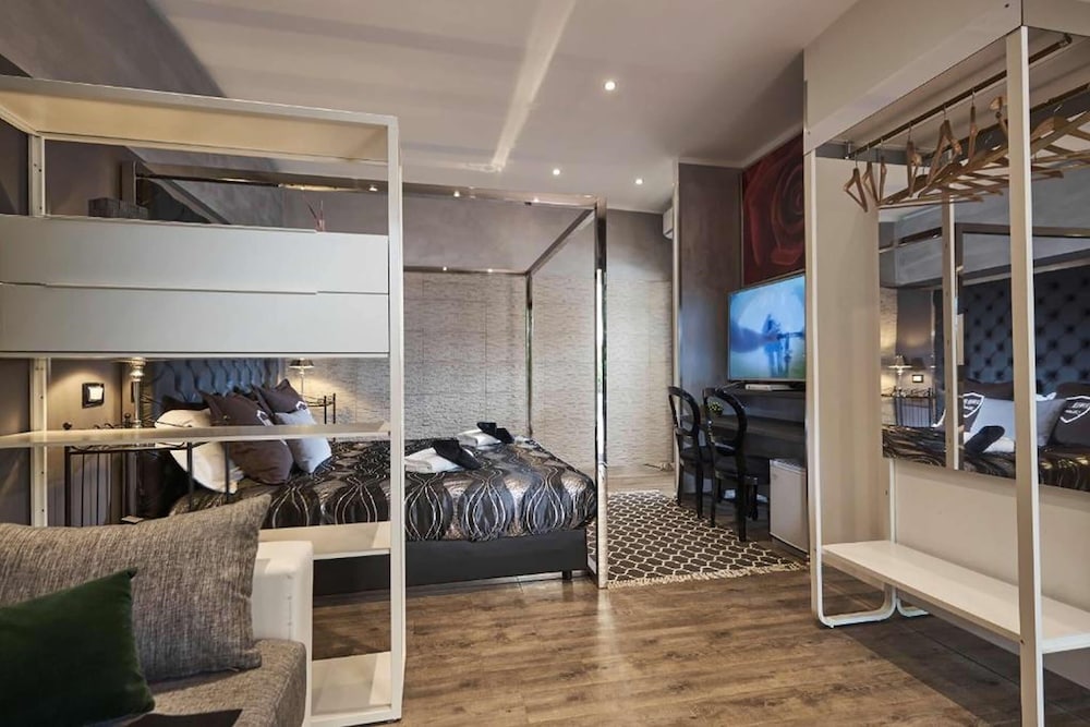 Фото Villa Tower Inn