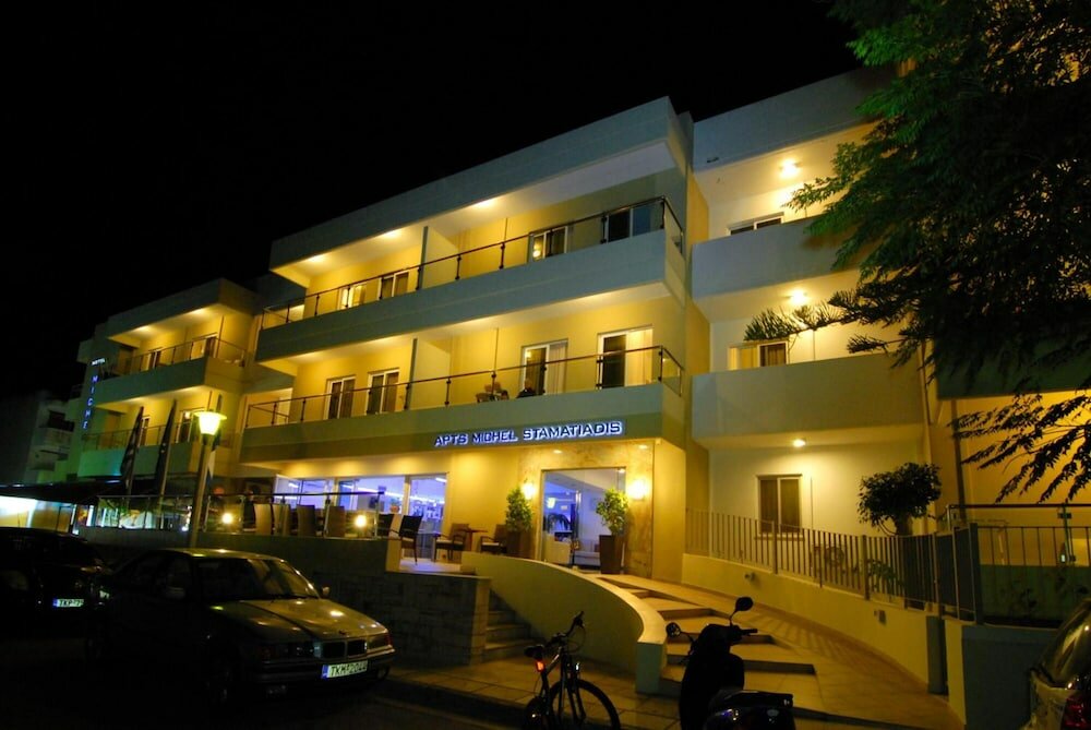 Фото Michel Apartments