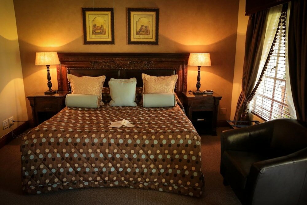 Фото Scott's Manor & Conference Venue