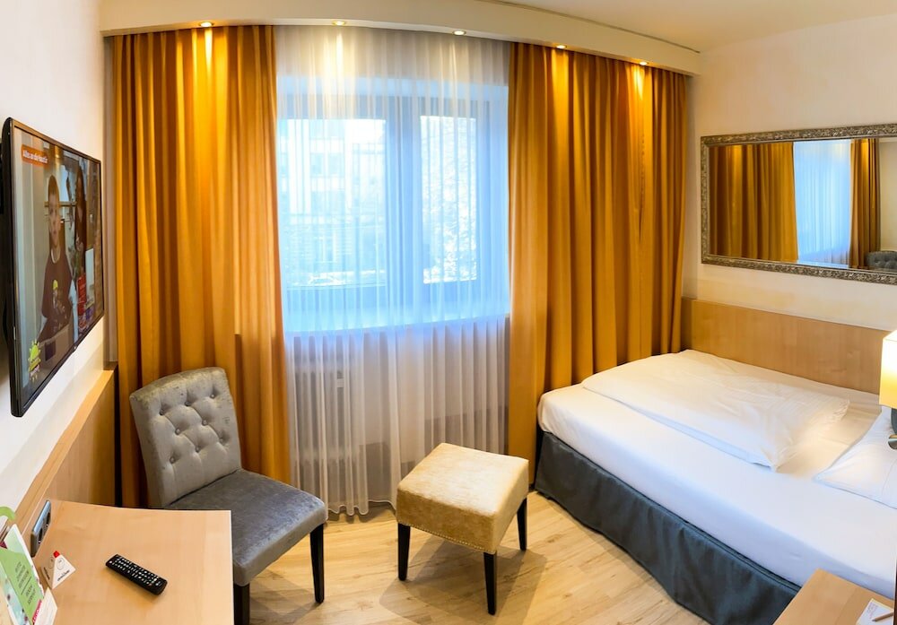 Фото City Hotel Ost am Kö