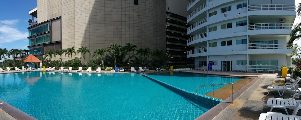 Фото Vtsix Condo Service at View Talay Condo