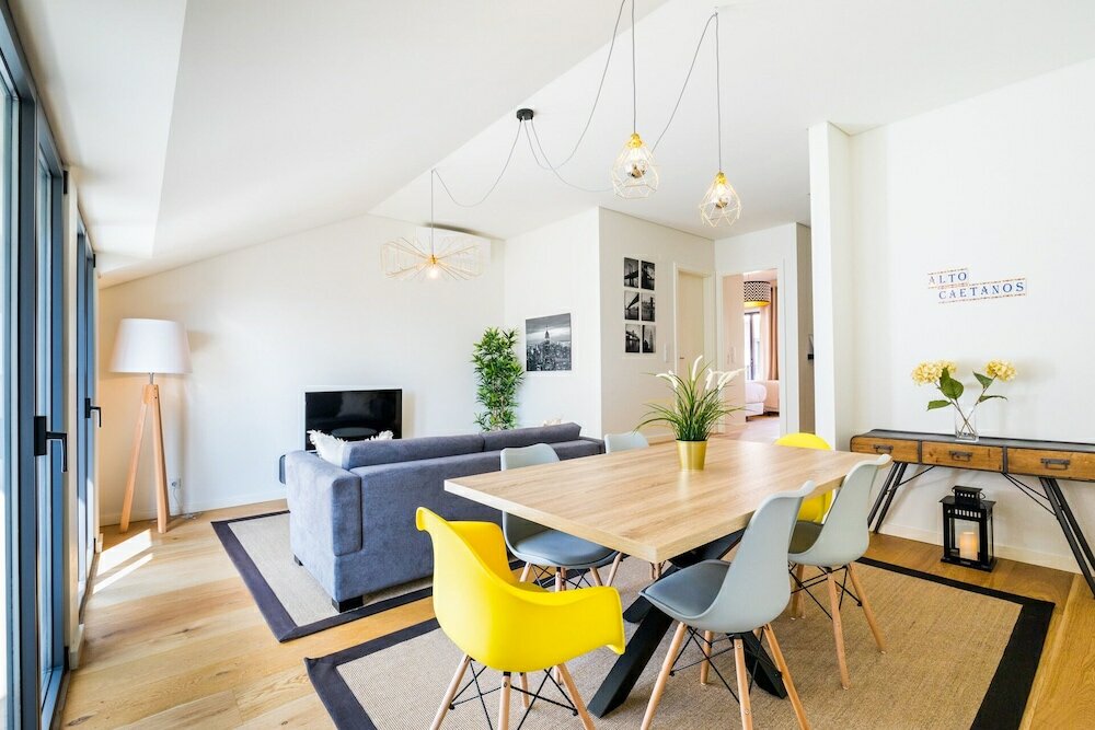 Фото Altido Bairro Alto 2-br Apartment w/Large Terrace