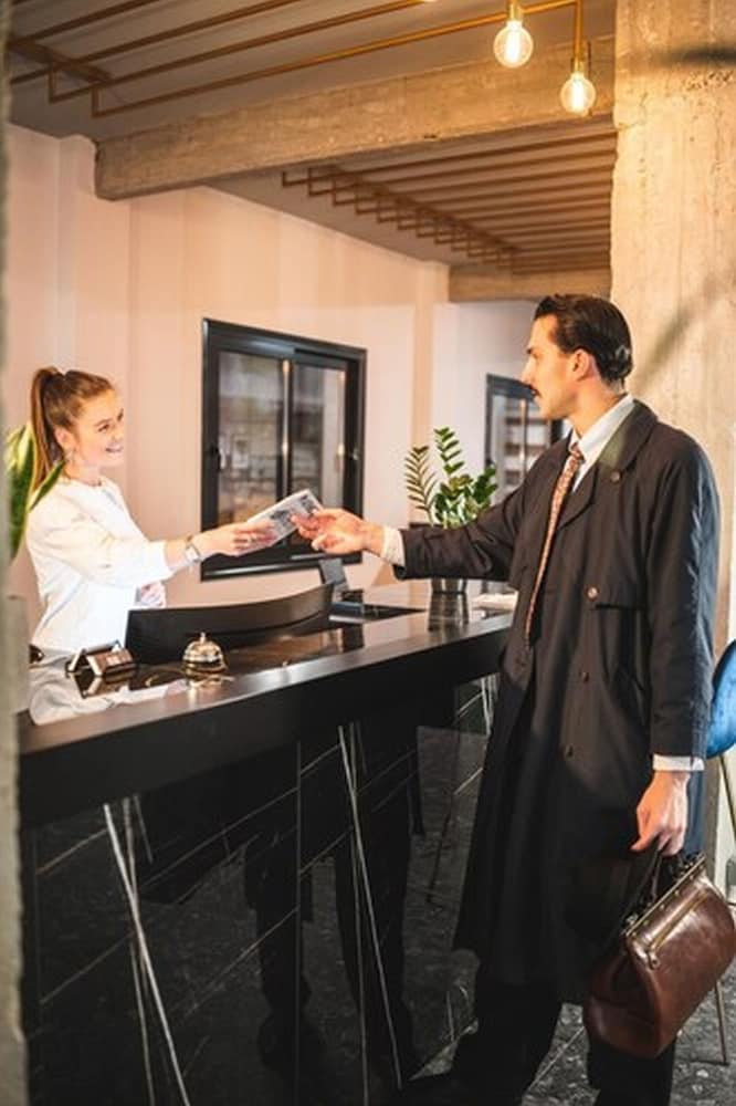 Фото Play Theatrou Athens