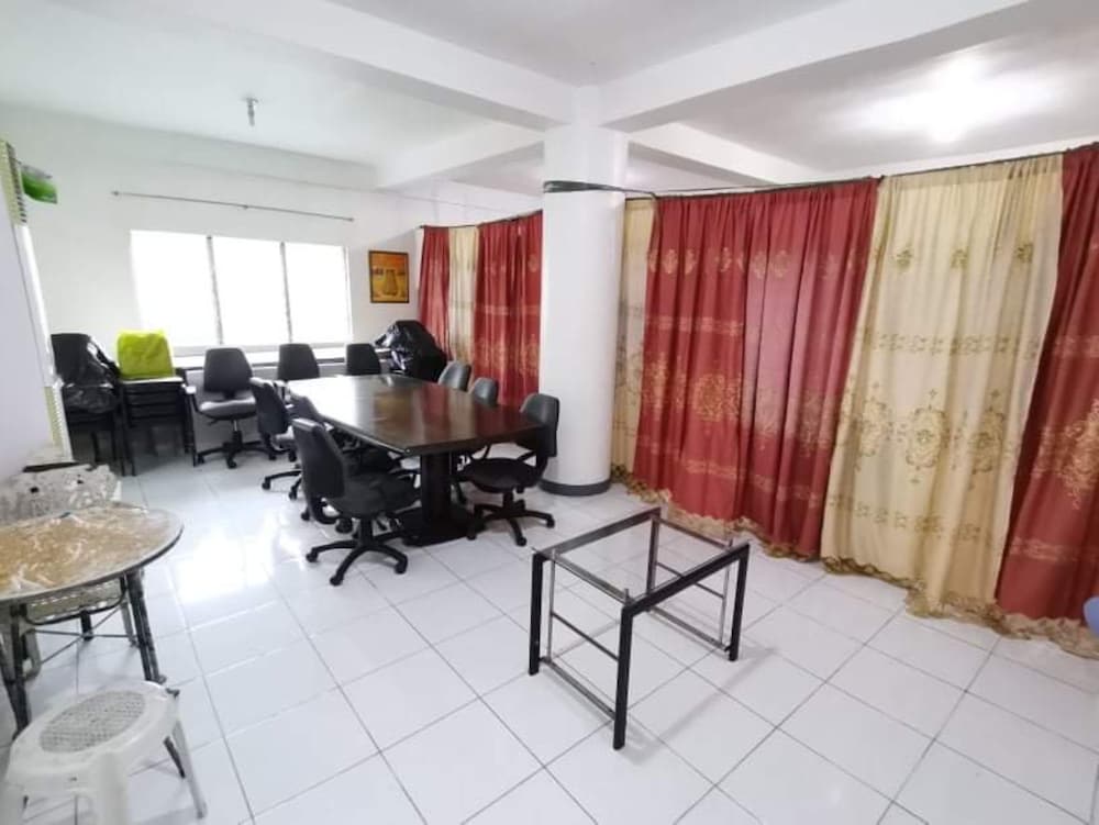 Фото Oyo 799 Ddd Habitat Iloilo