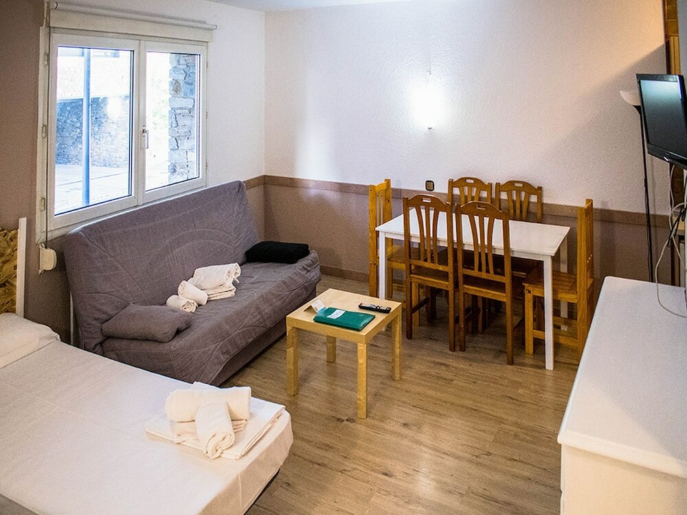 Фото Estudios Cims Pas 3000