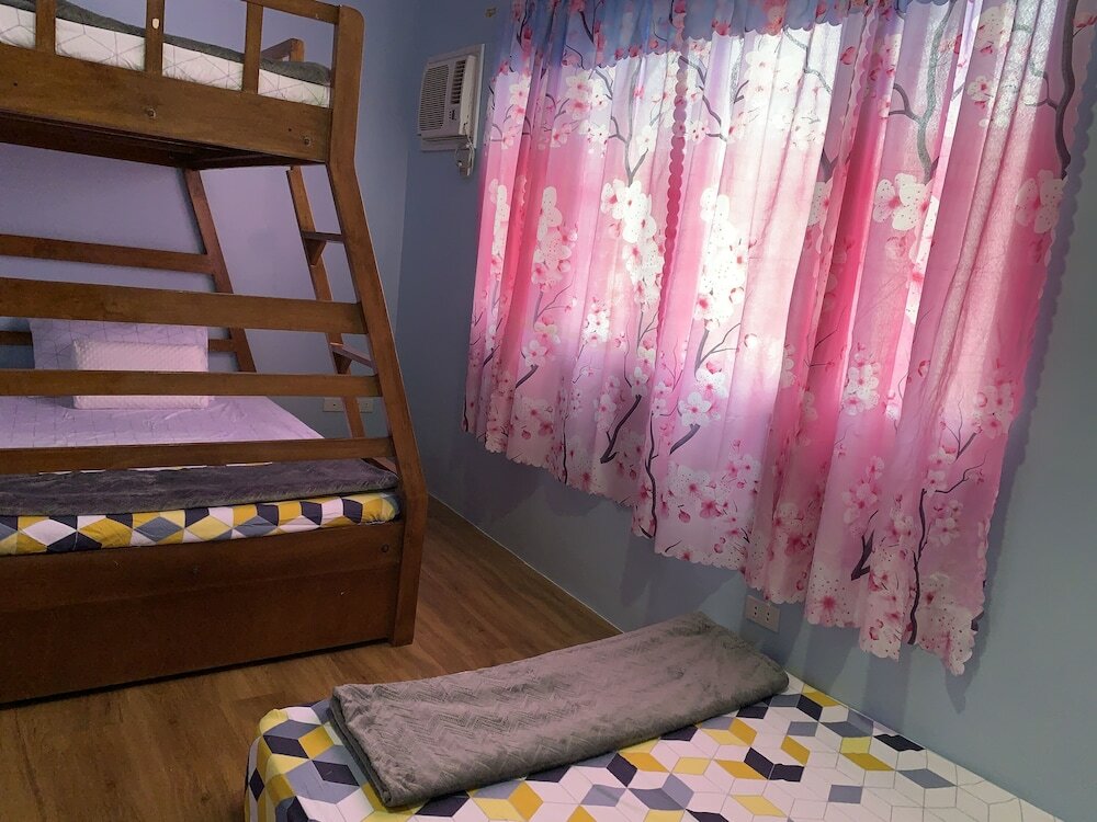 Фото Mactan transient house with daily van