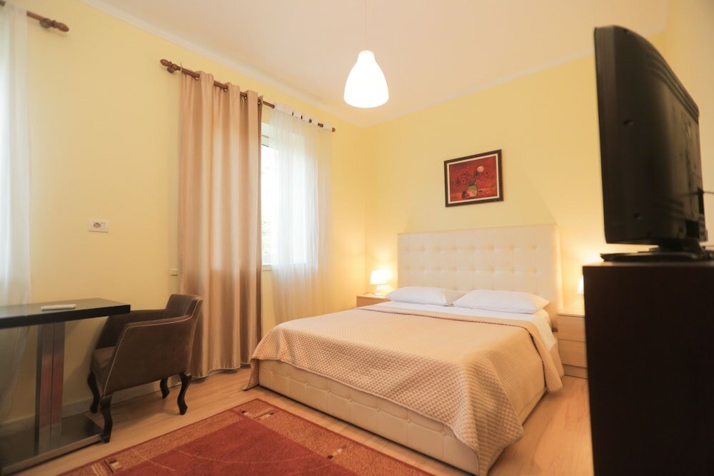 Фото Artistic Tirana Blloku