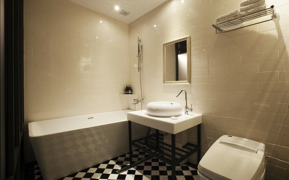 Фото Brown Dot Gimhae Eobang