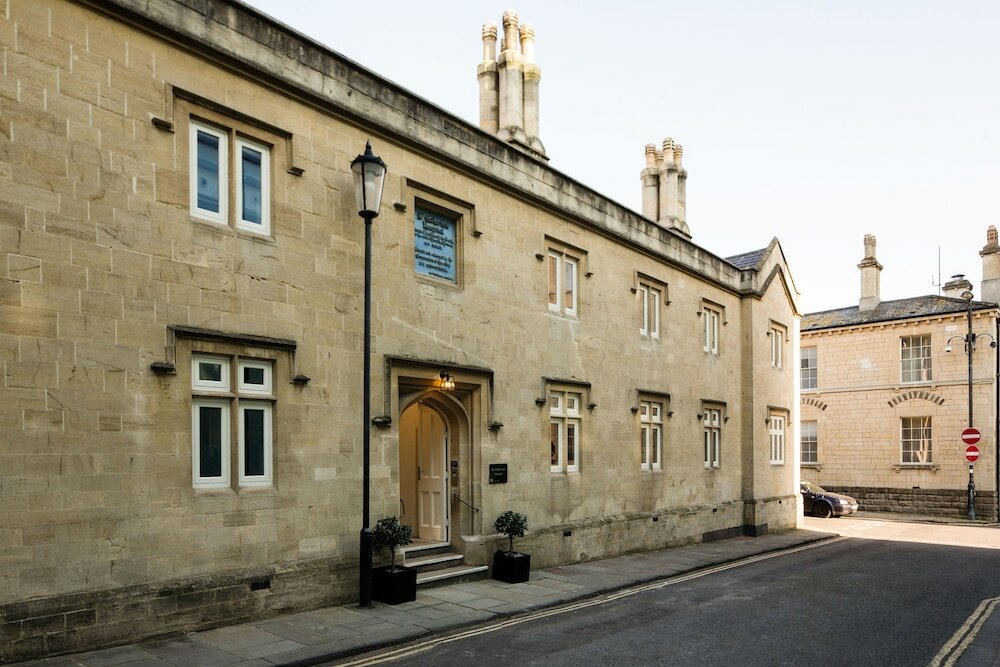 Фото Hiding Space - St Catherine's Hospital