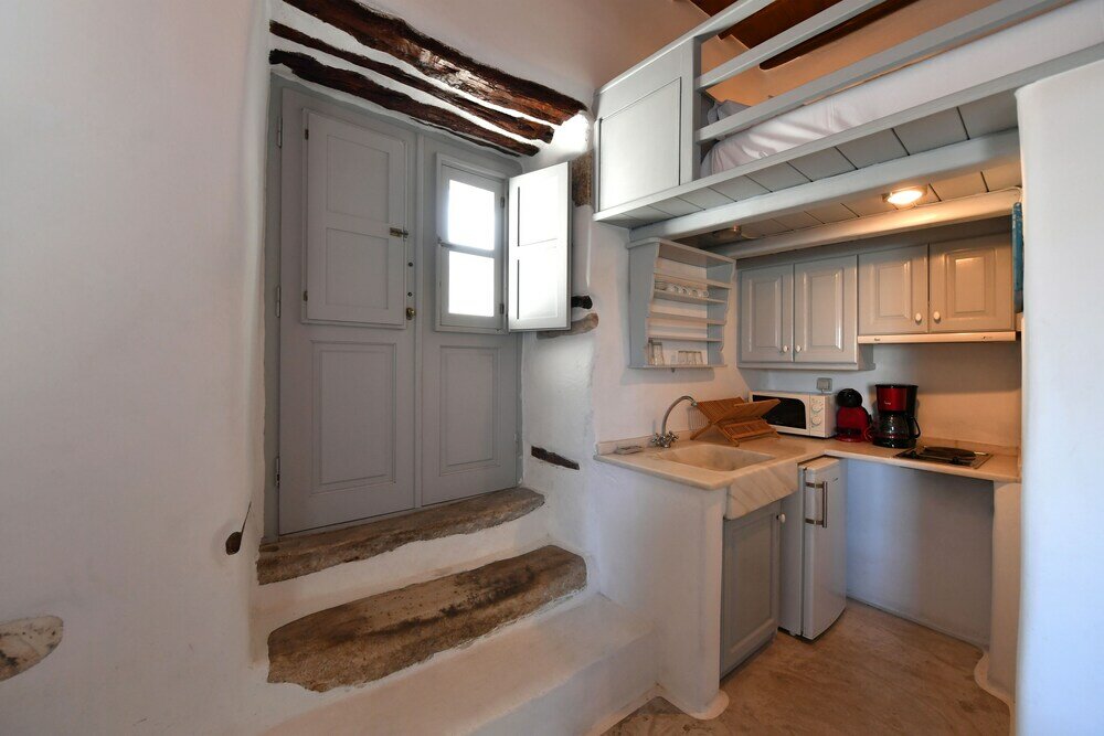 Фото Kastro Cozy Guesthouse