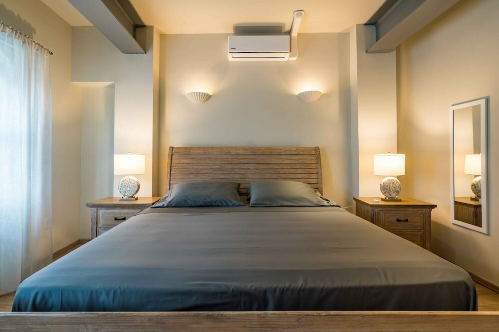 Фото The Yellow Penthouse