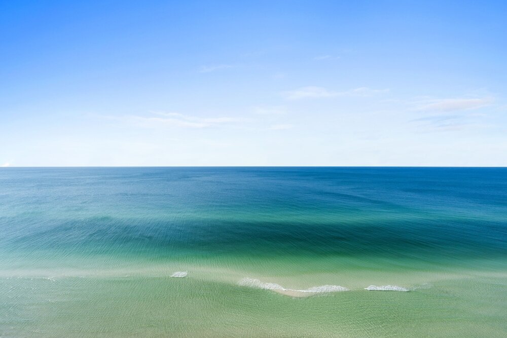 Фото Tropic Winds by Book That Condo