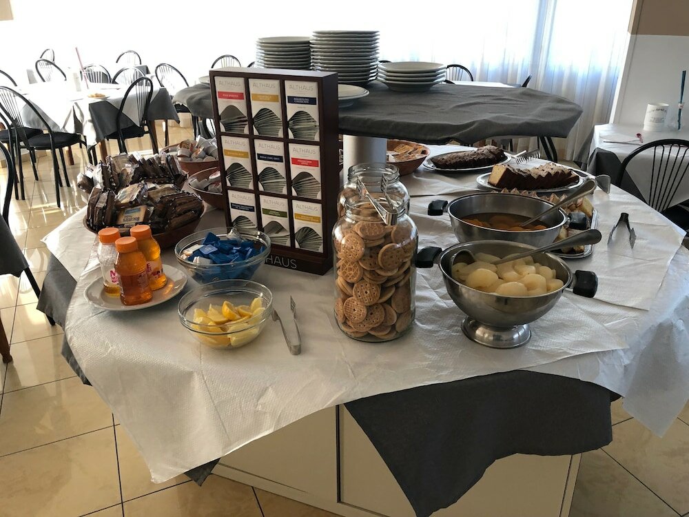 Фото Hotel Villa Cecchini