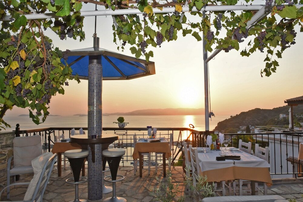 Фото Aegean Wave Hotel